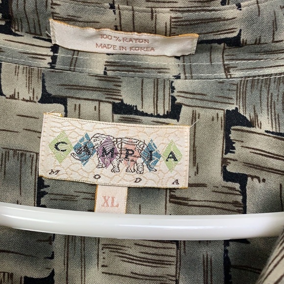 Campia Moda 100% Rayon Abstract Green Shirt - Picture 3 of 3